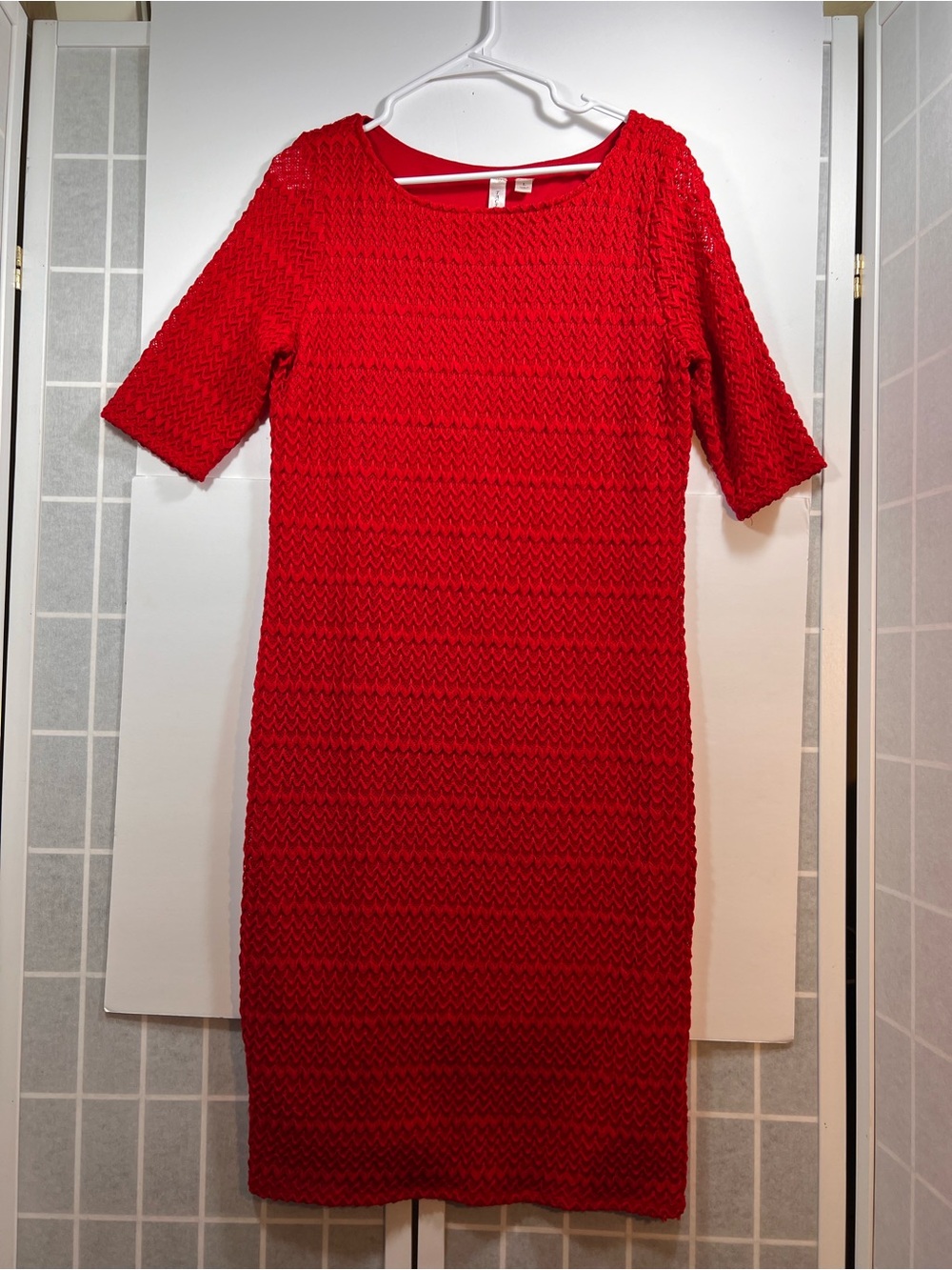 Classic Red Dress with Textured Knit and a Scoop Neck